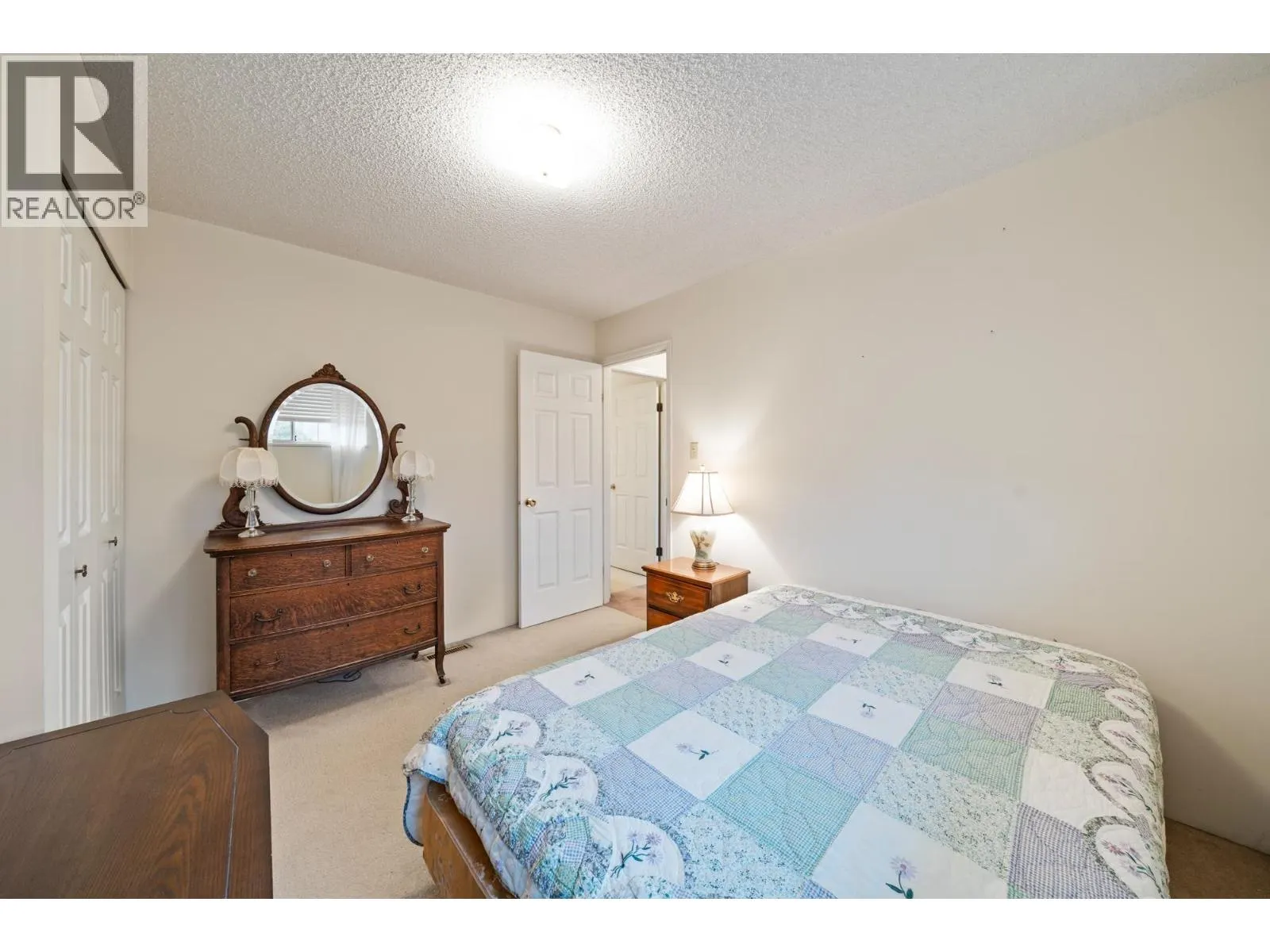 431 GLENBROOK DRIVE