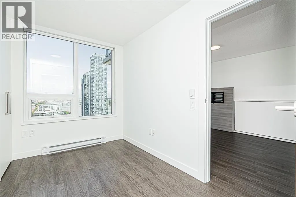 1512 908 QUAYSIDE DRIVE