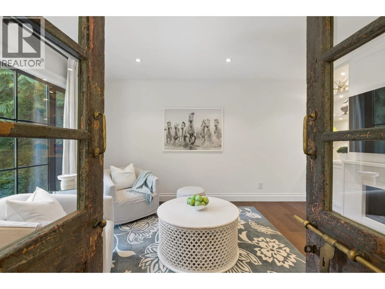 435 MACBETH CRESCENT