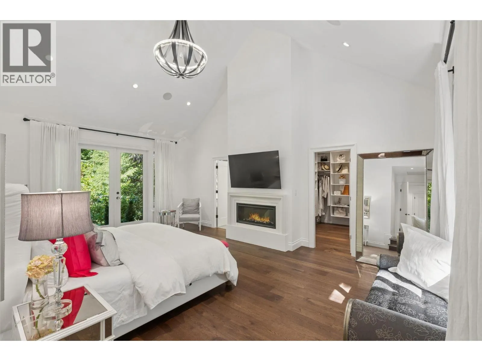 435 MACBETH CRESCENT