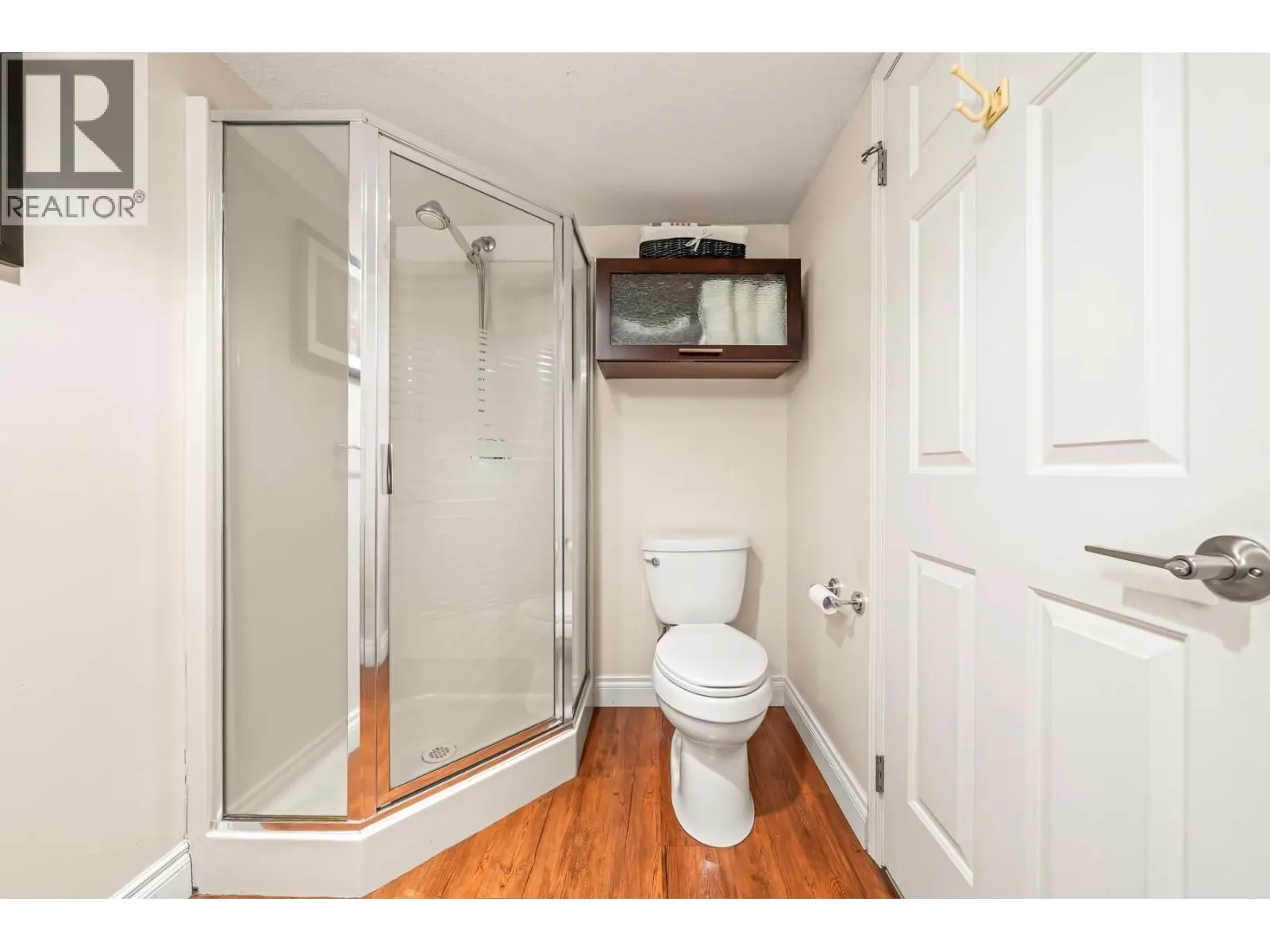 306 1230 QUAYSIDE DRIVE