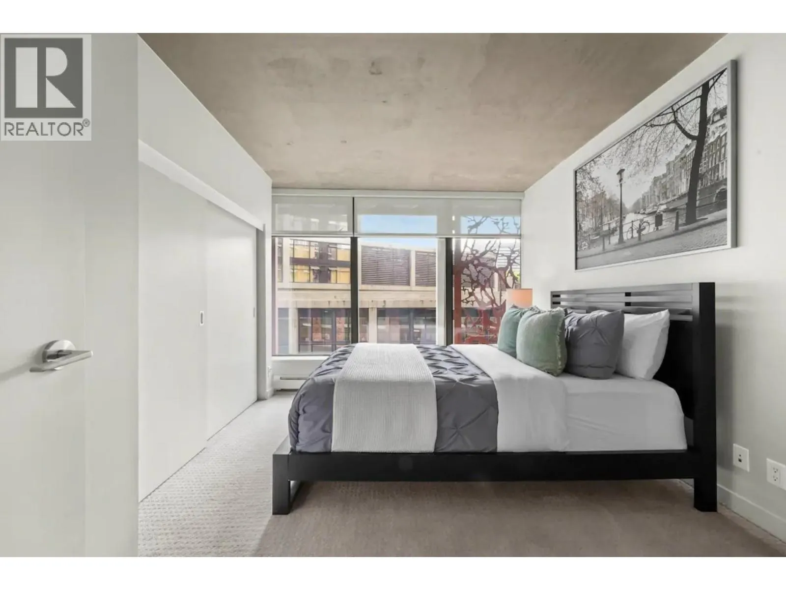 906 128 W CORDOVA STREET