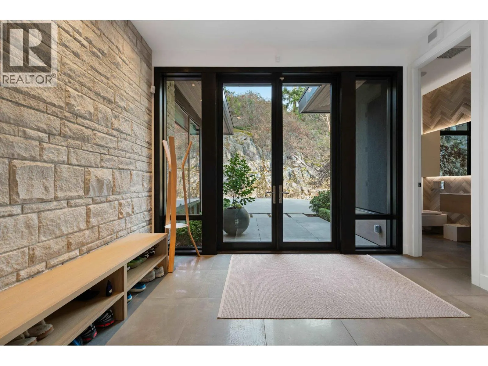4799 CLOVELLY WALK