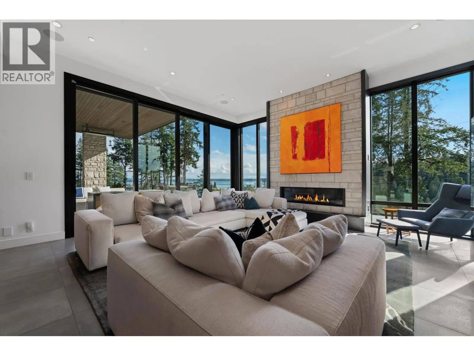 4799 CLOVELLY WALK