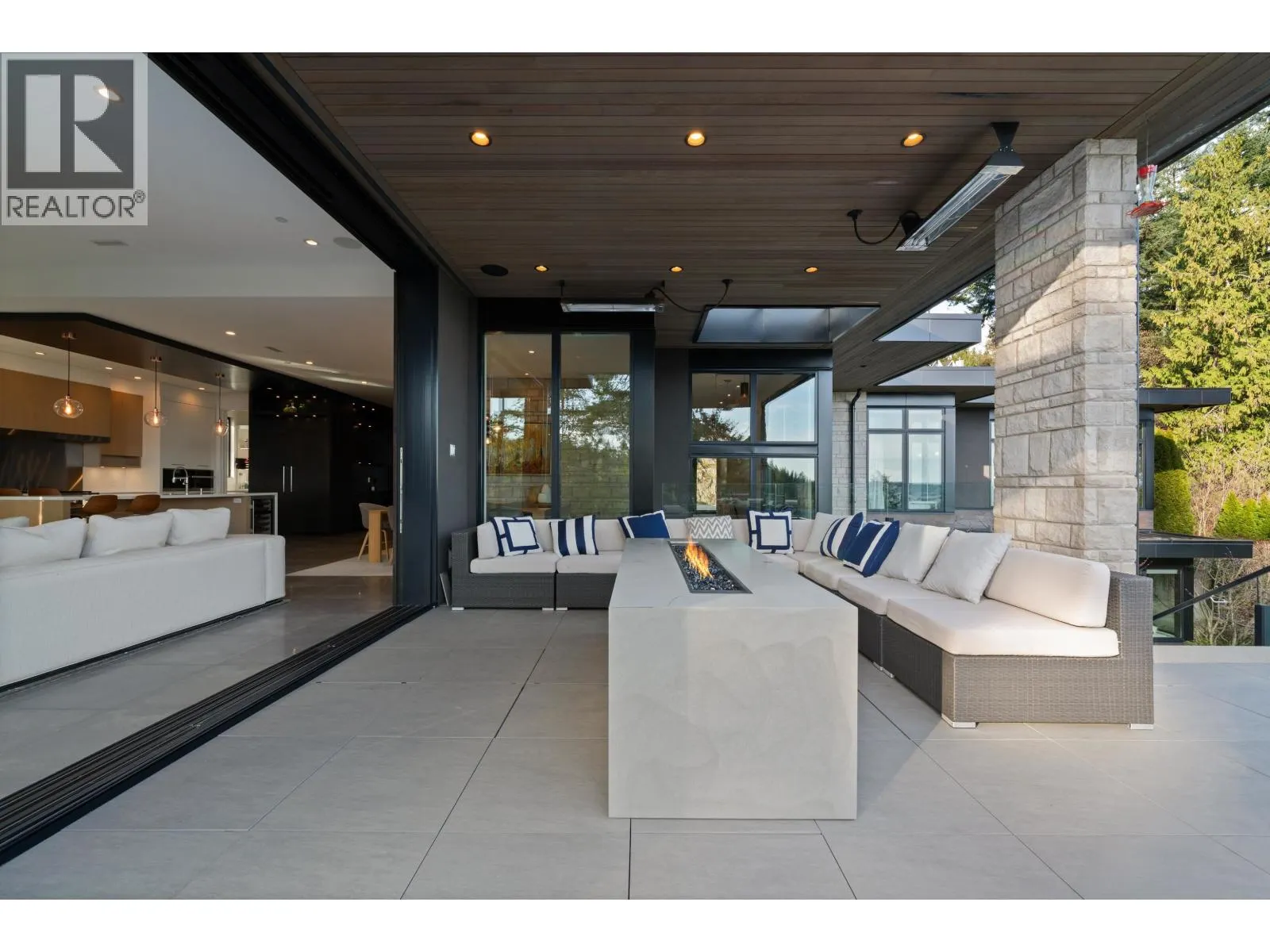 4799 CLOVELLY WALK