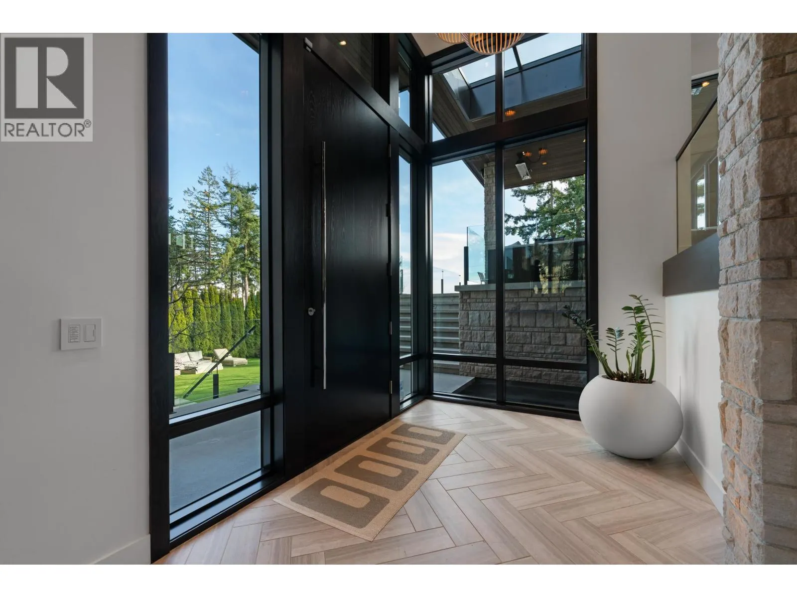 4799 CLOVELLY WALK