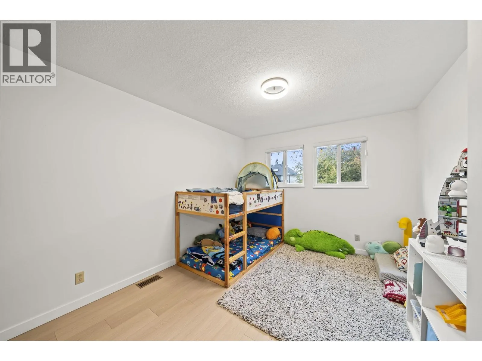 2714 MARA DRIVE