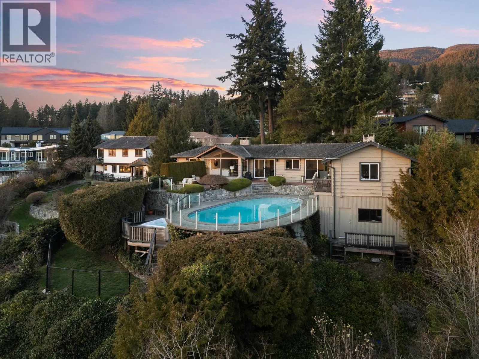 4570 WOODGREEN COURT