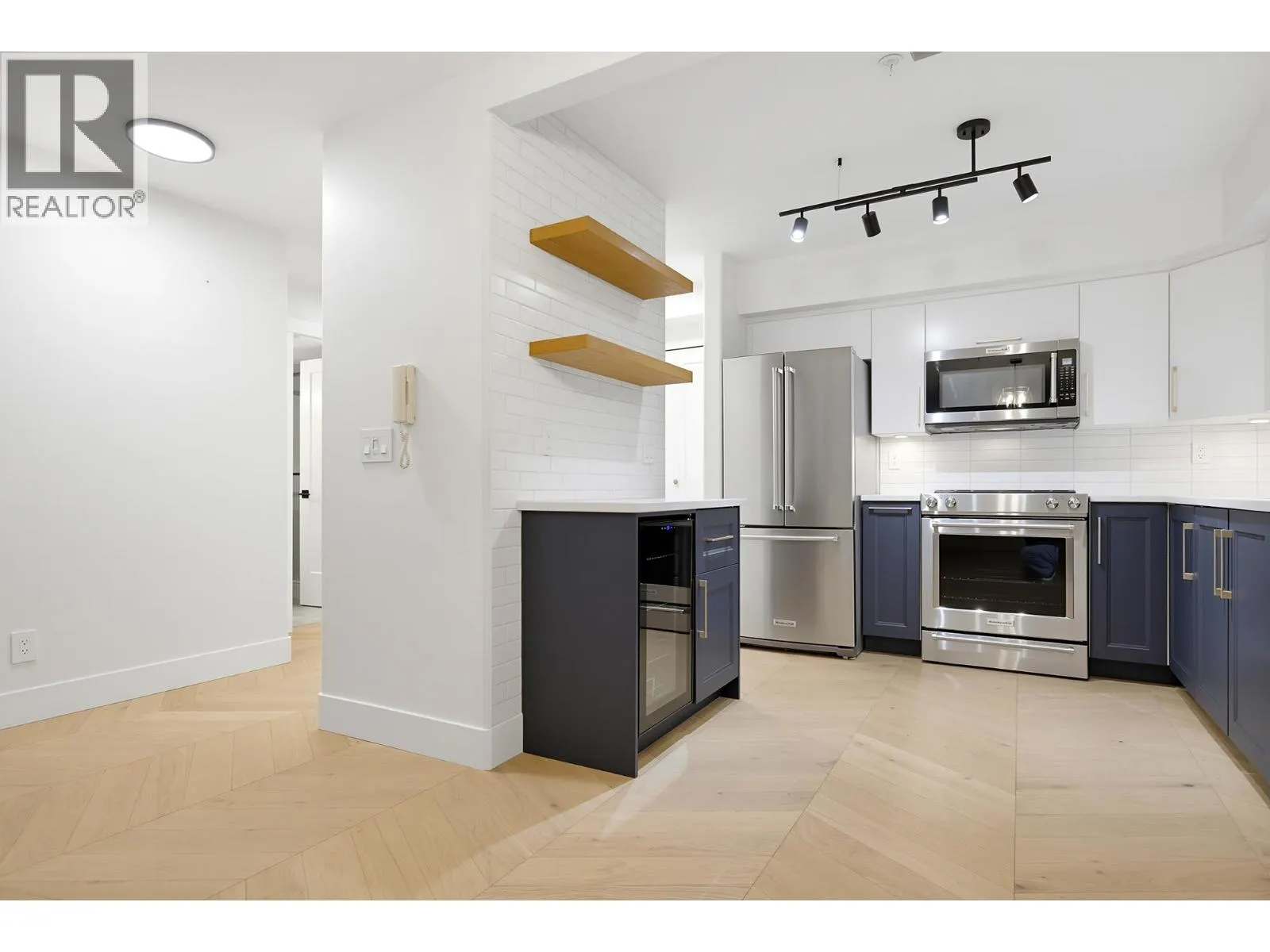 105 20556 113 AVENUE