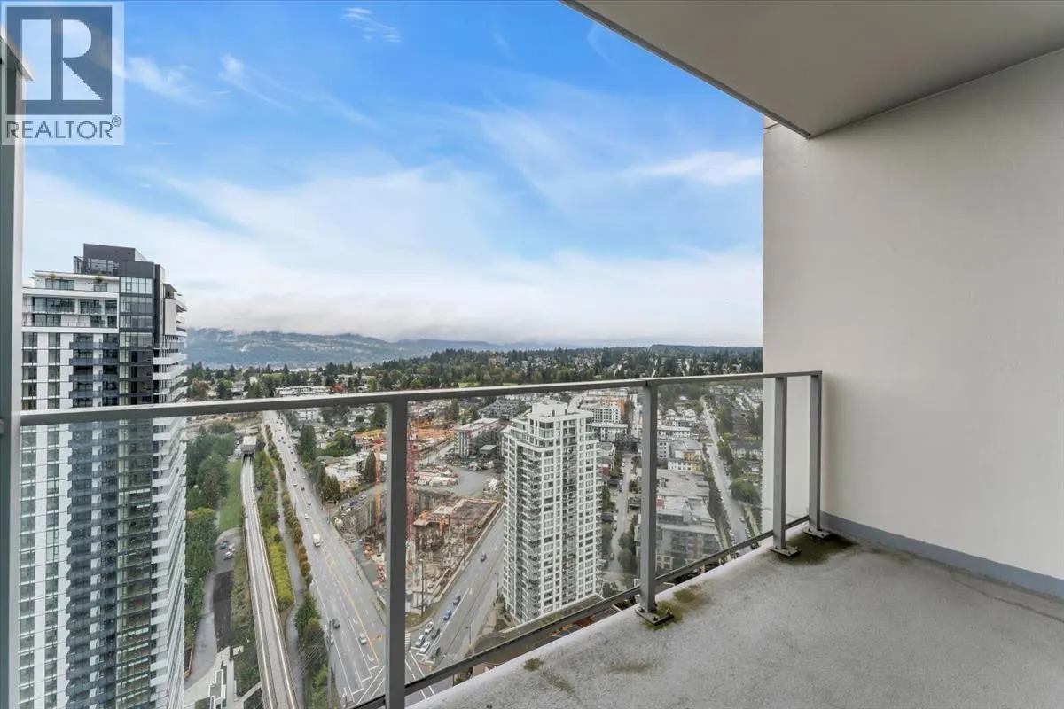 3305 567 CLARKE ROAD