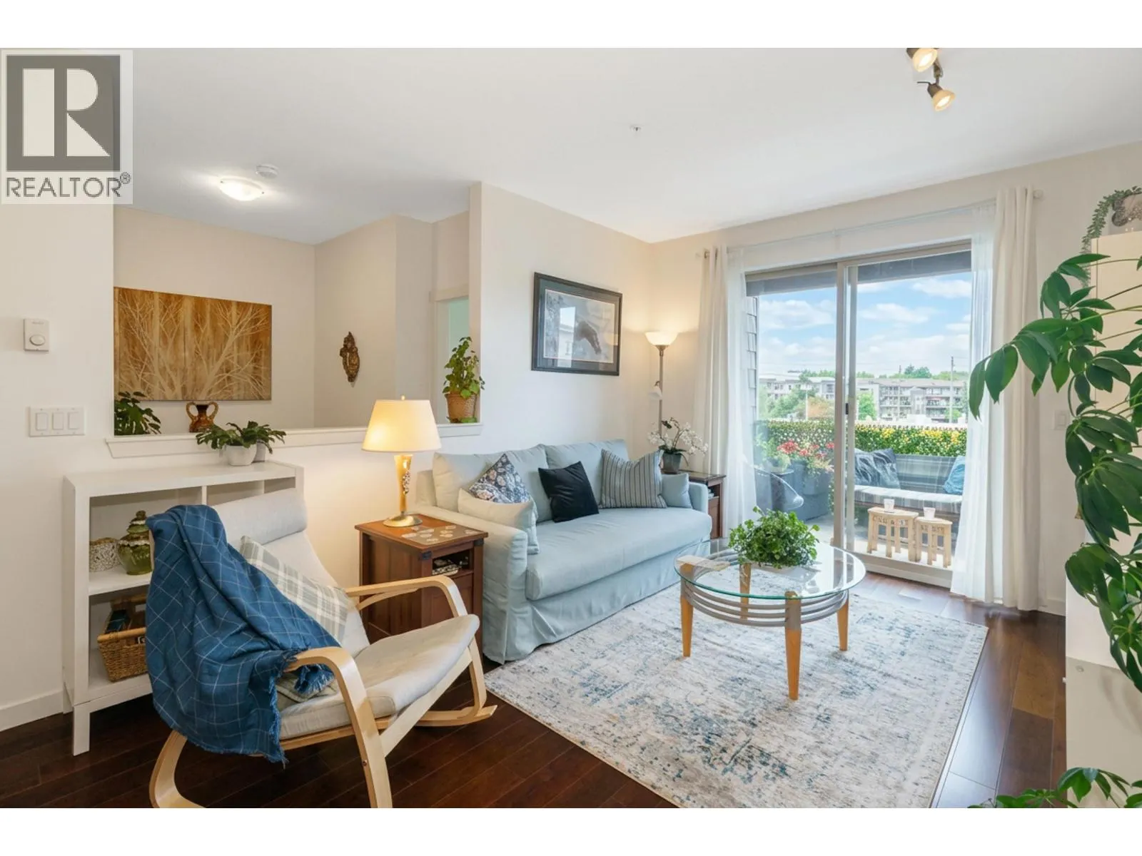 310 2336 WHYTE AVENUE