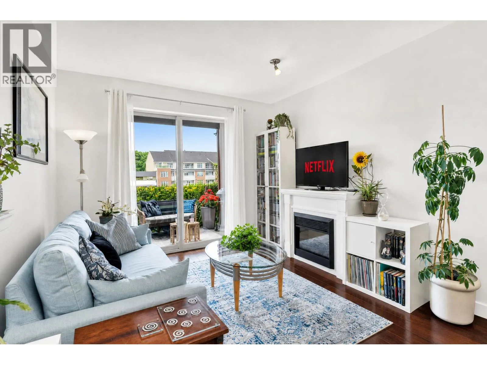 310 2336 WHYTE AVENUE