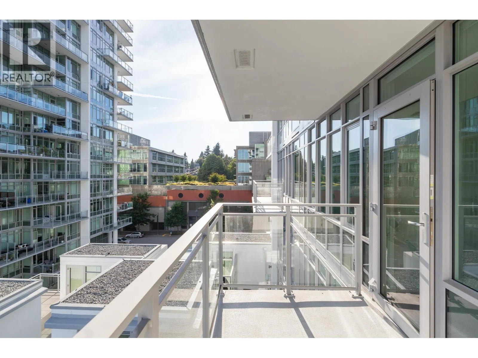 501 258 NELSON'S COURT