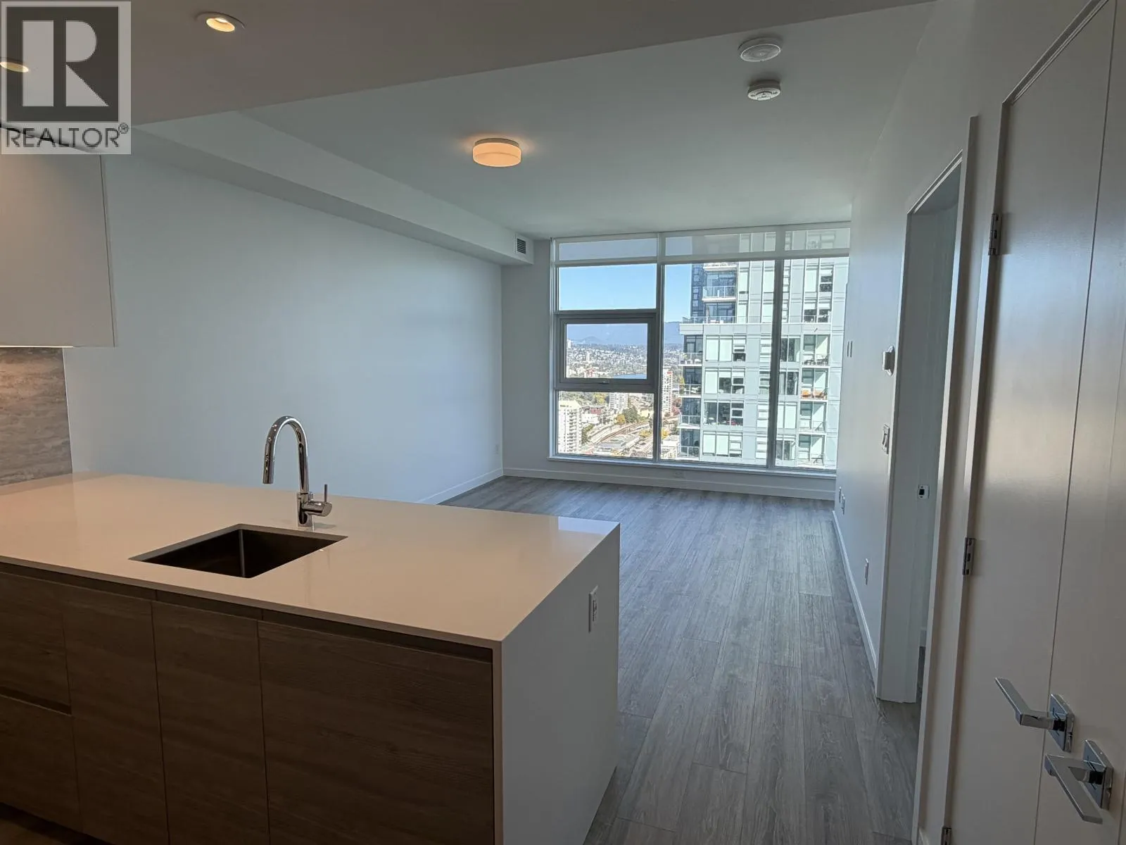 3005 680 QUAYSIDE DRIVE