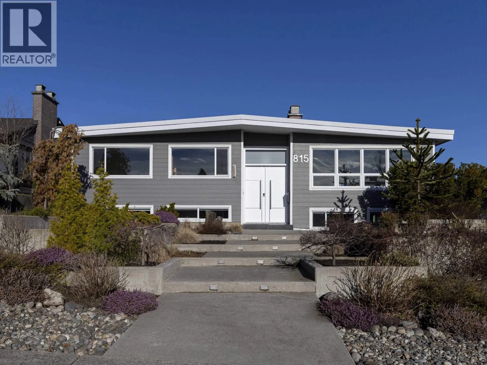 815 MASSEY STREET