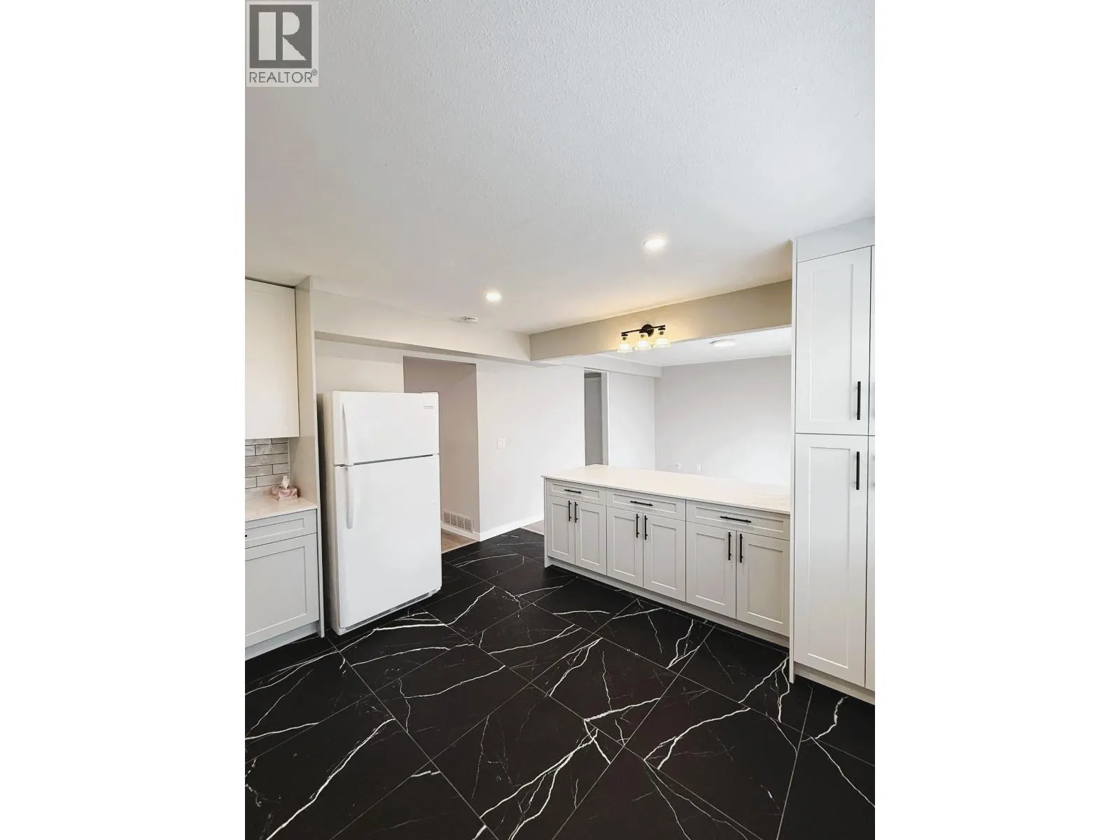 1965 FLYNN CRESCENT