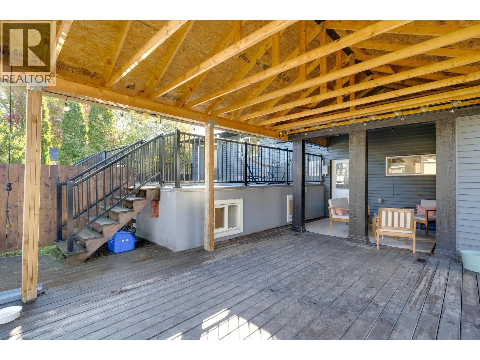 534 RUNNALLS AVENUE