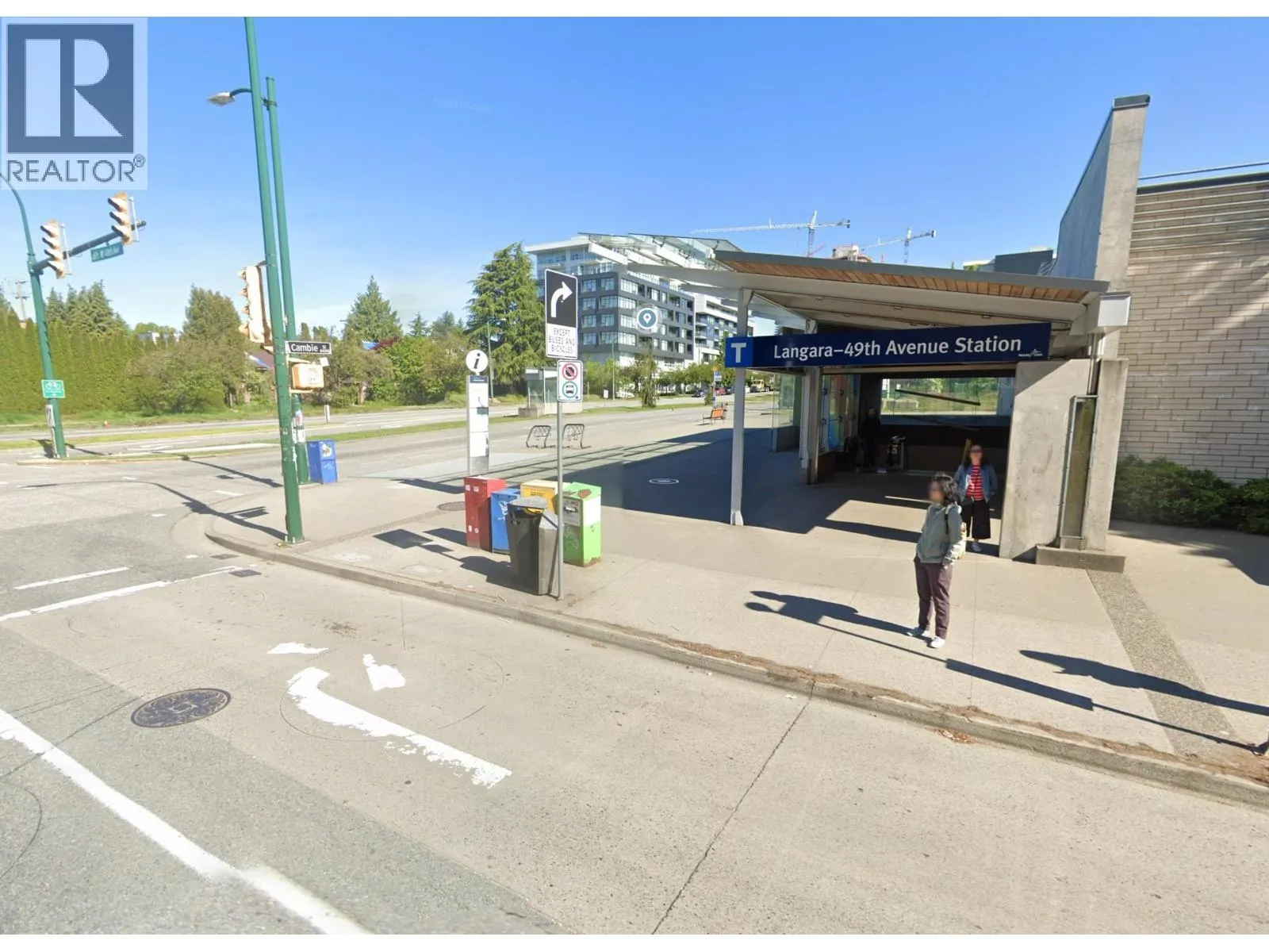 602 6677 CAMBIE STREET