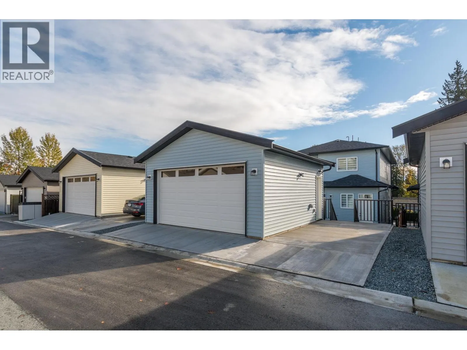 3427 VICTORIA DRIVE