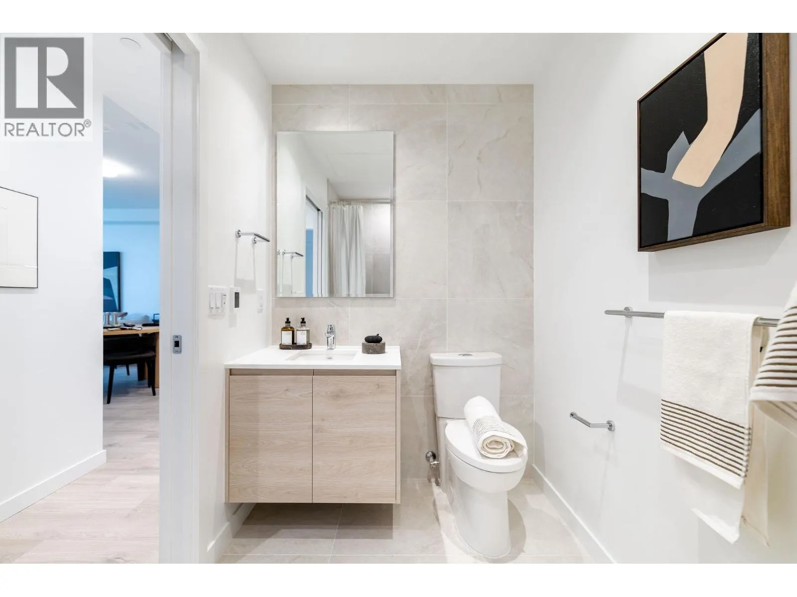 3106 680 QUAYSIDE DRIVE