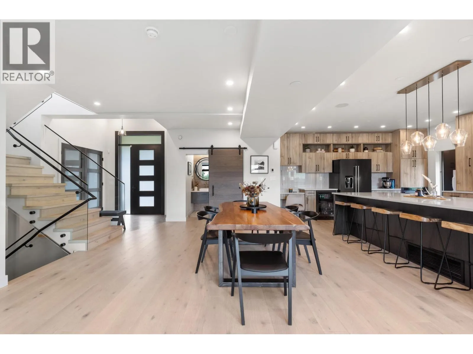 1305 EAGLE DRIVE