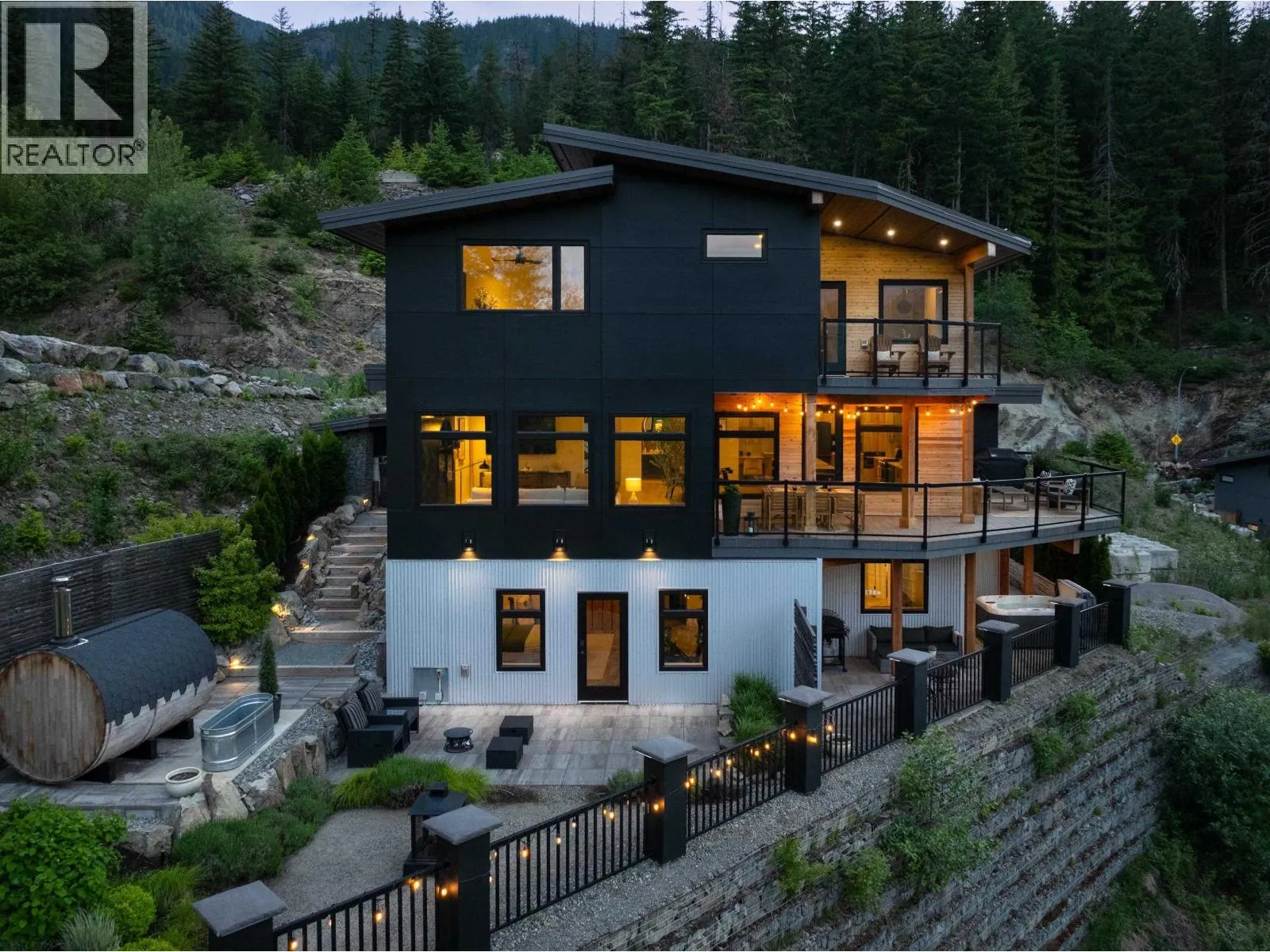 1305 EAGLE DRIVE