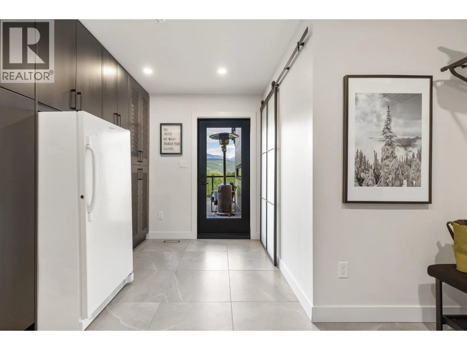 1305 EAGLE DRIVE