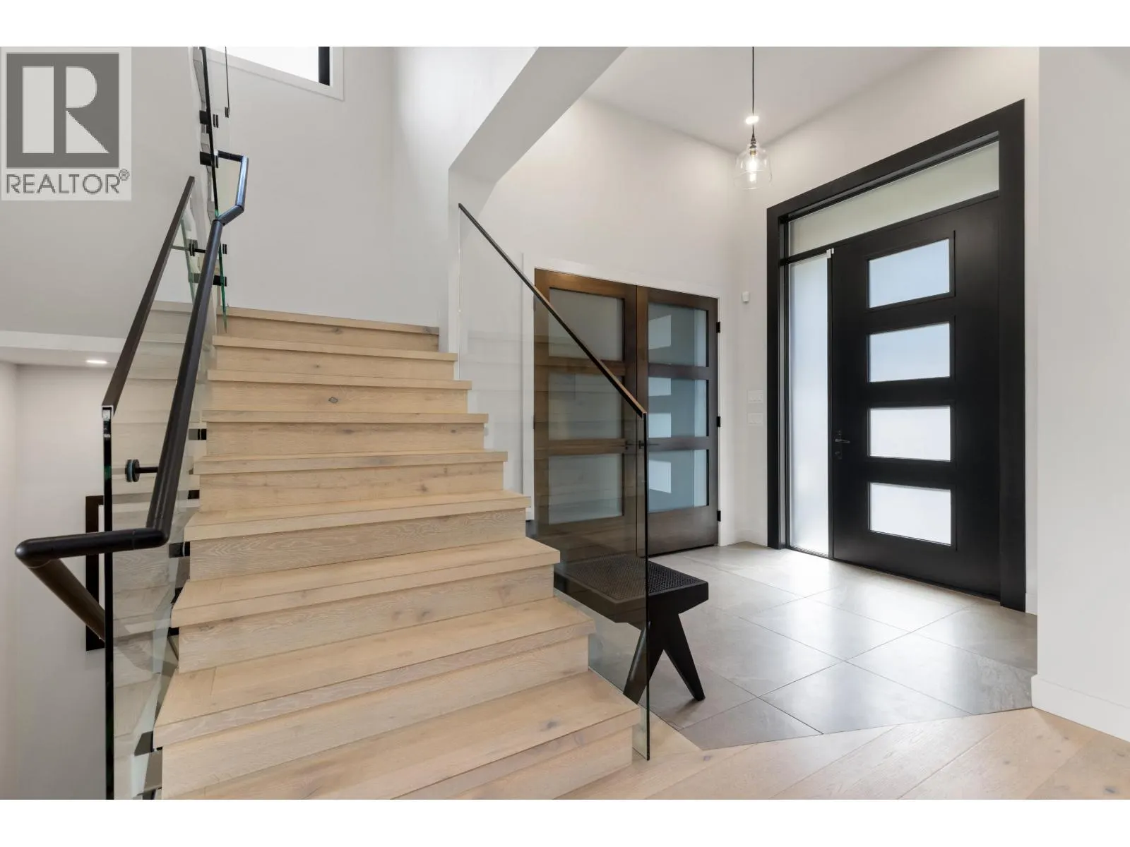 1305 EAGLE DRIVE