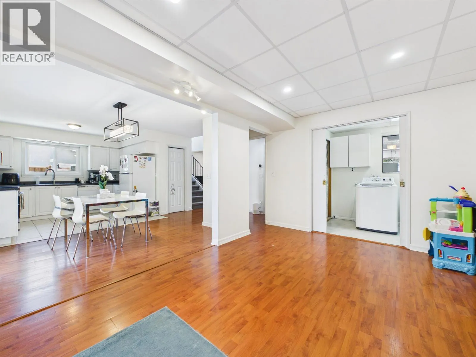 1961 FLYNN CRESCENT