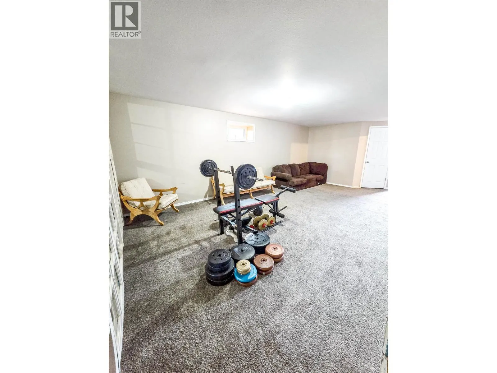 4565 HOLMES ROAD