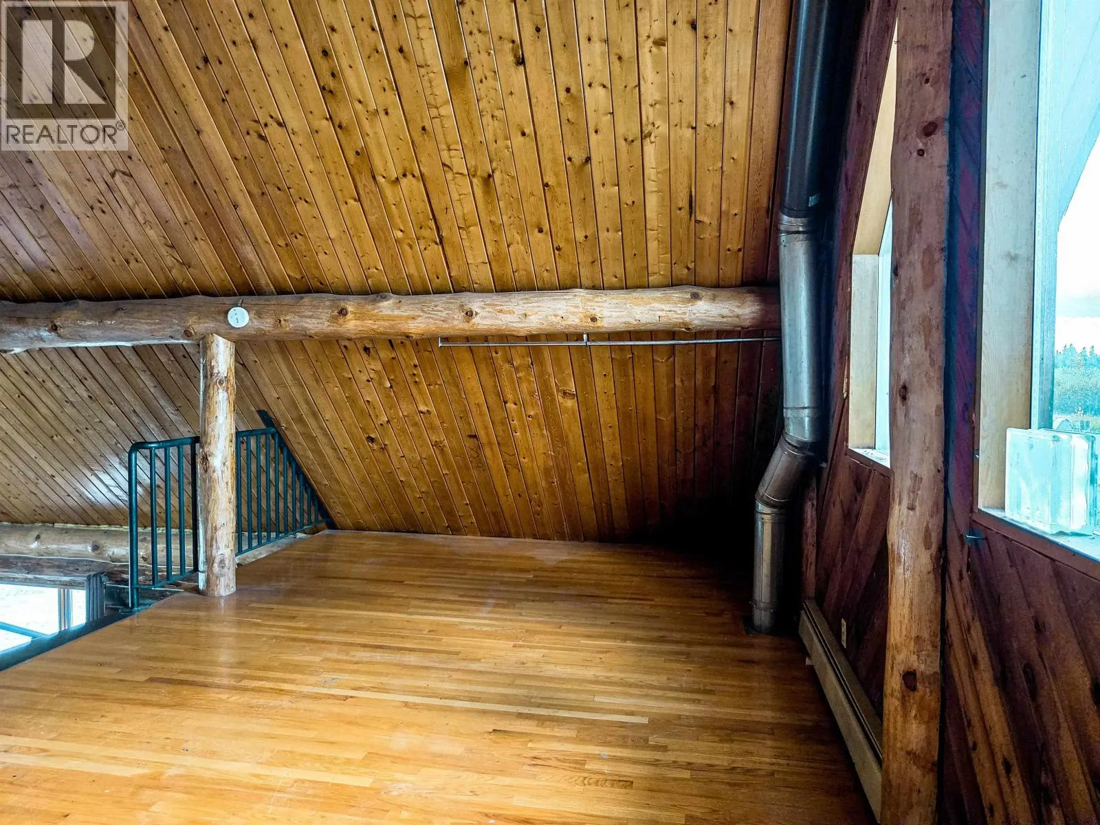 4565 HOLMES ROAD