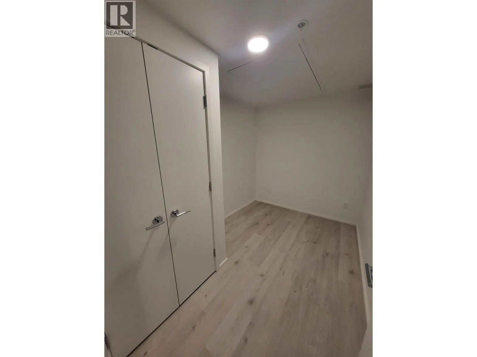 1606 3809 EVERGREEN PLACE