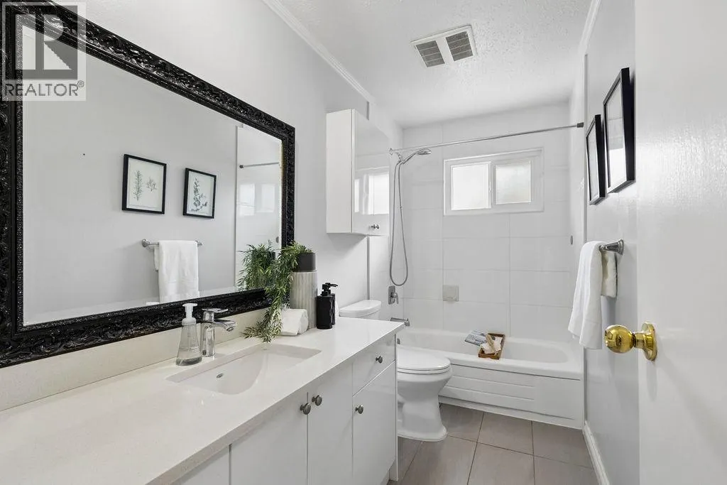 2657 BURNSIDE PLACE