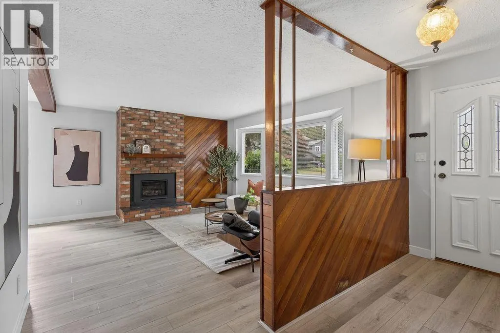 2657 BURNSIDE PLACE