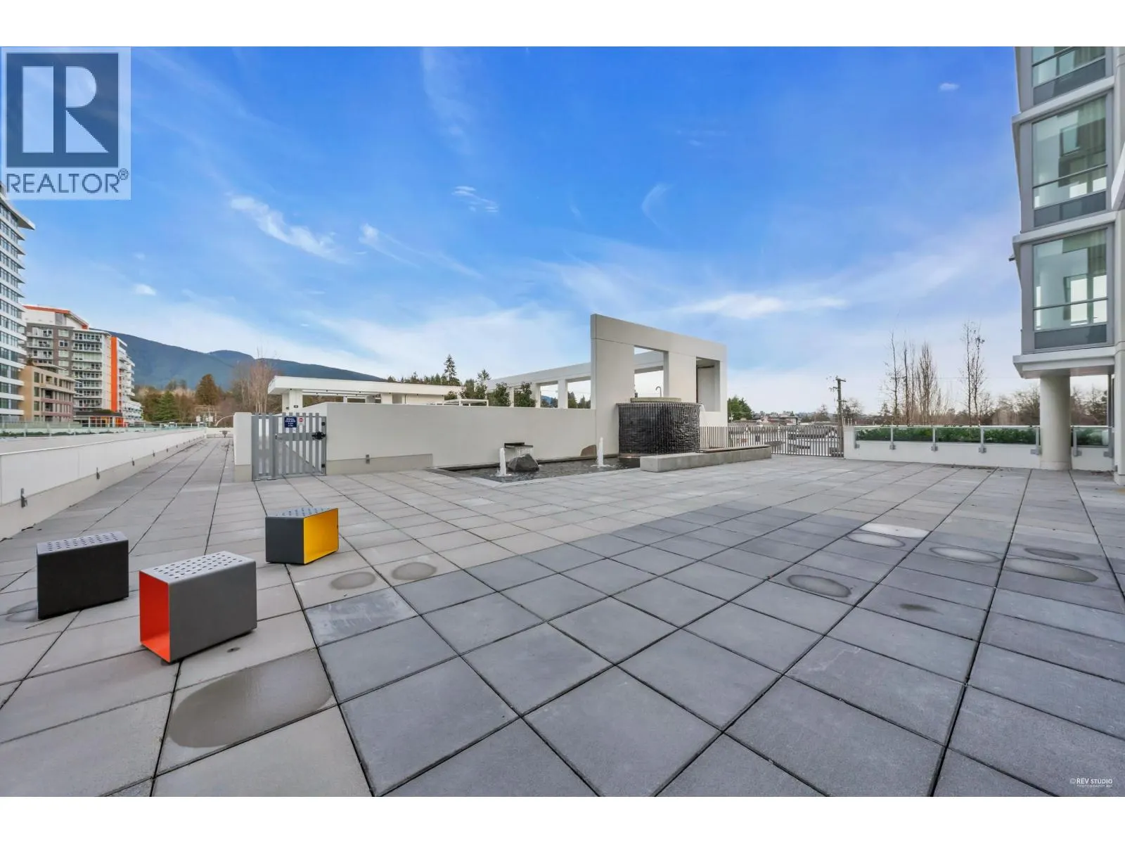 505 1675 LIONS GATE LANE
