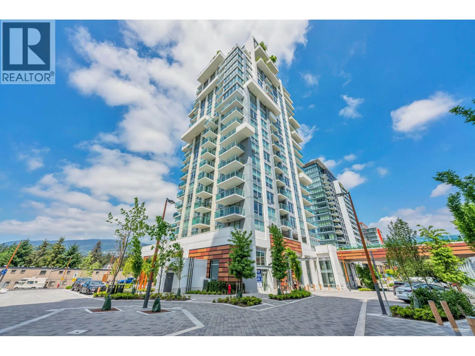 505 1675 LIONS GATE LANE