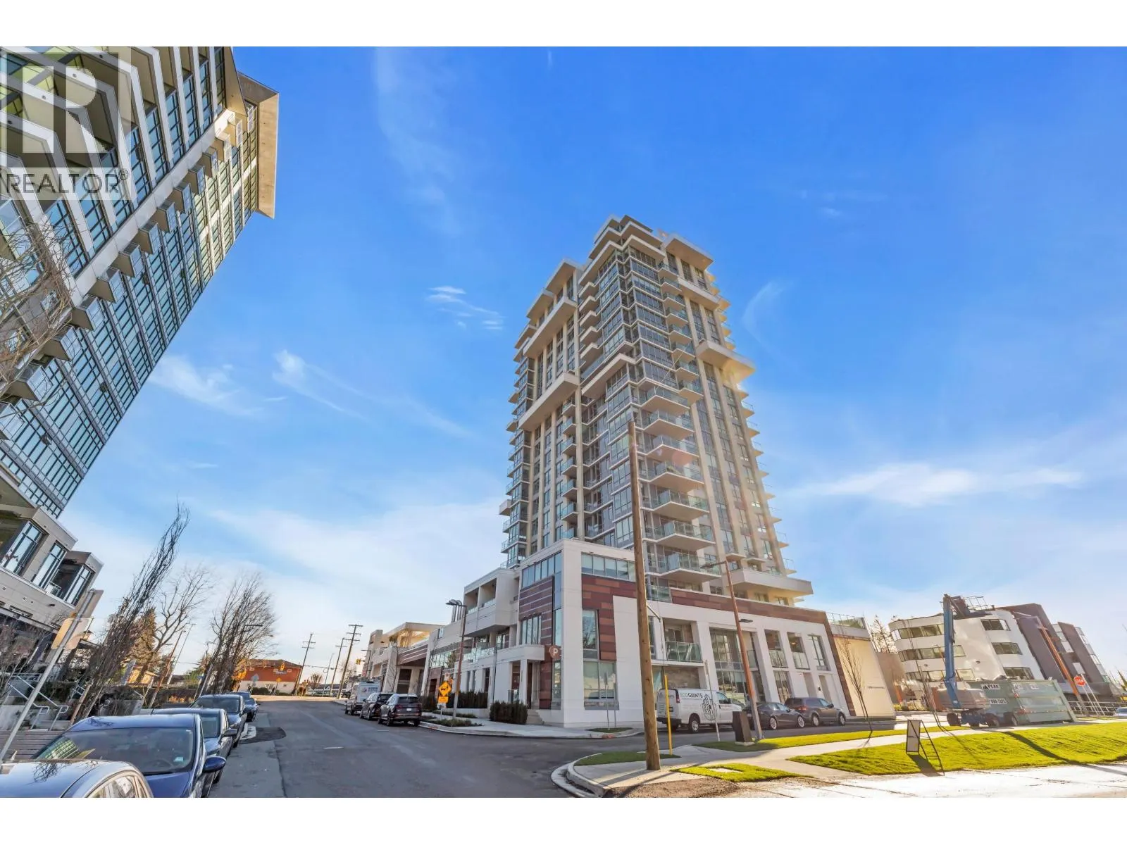 505 1675 LIONS GATE LANE
