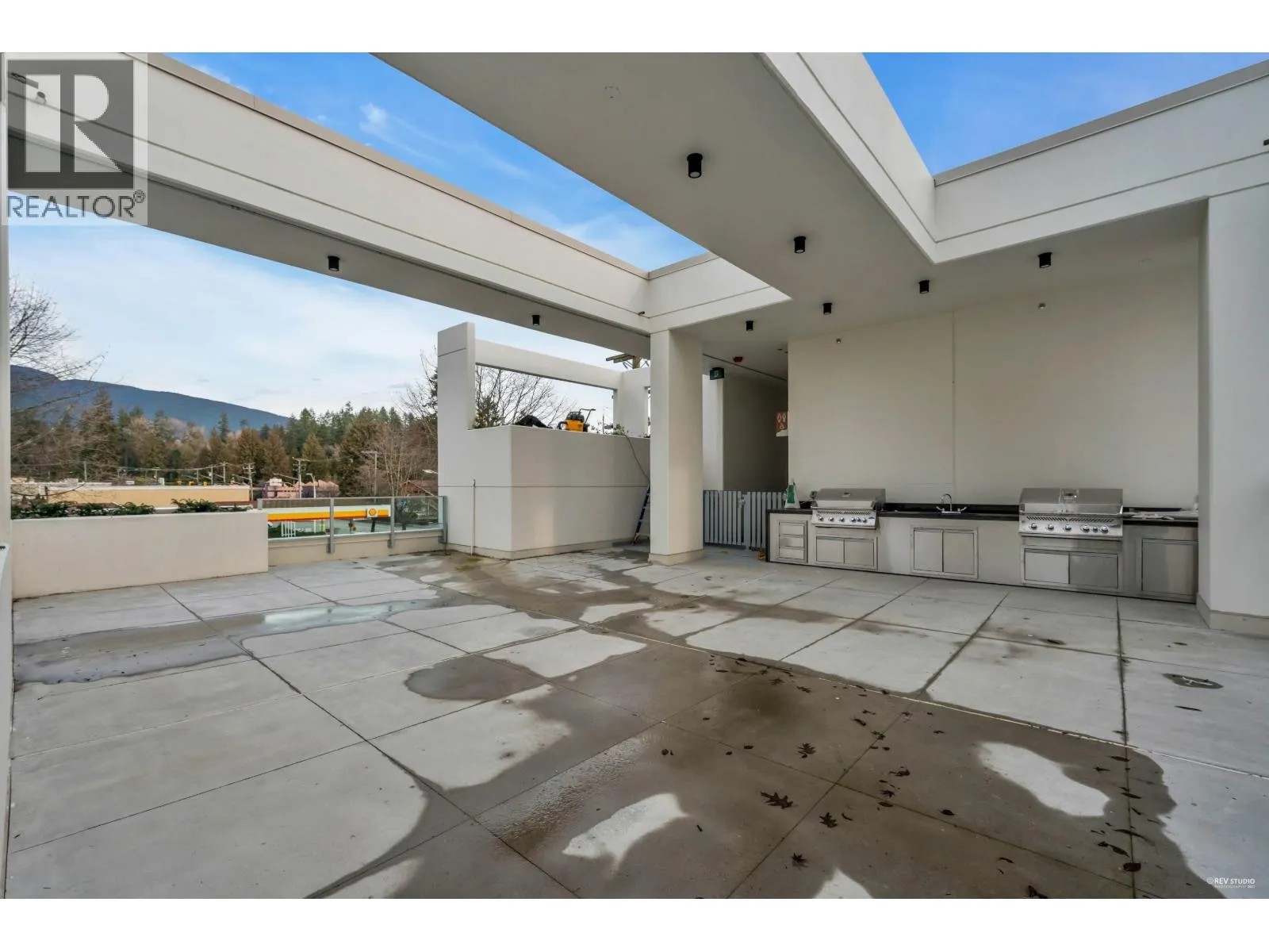 505 1675 LIONS GATE LANE