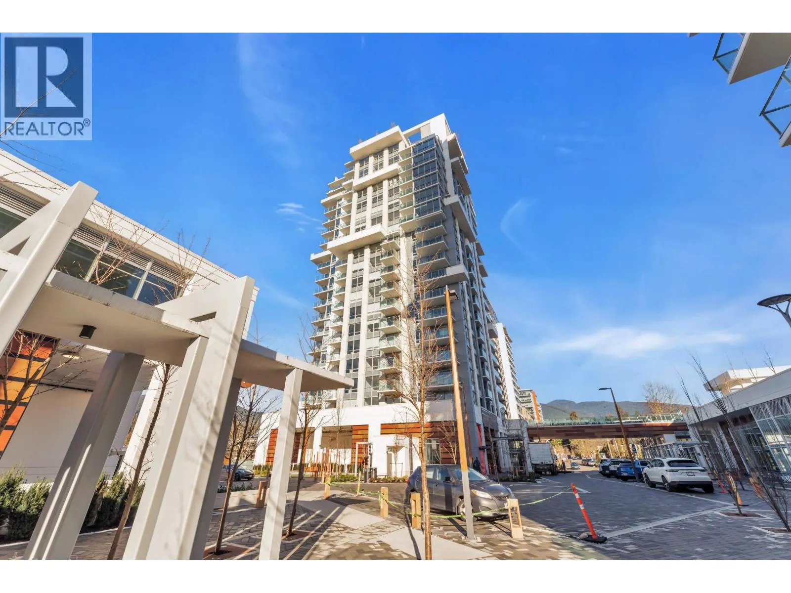505 1675 LIONS GATE LANE