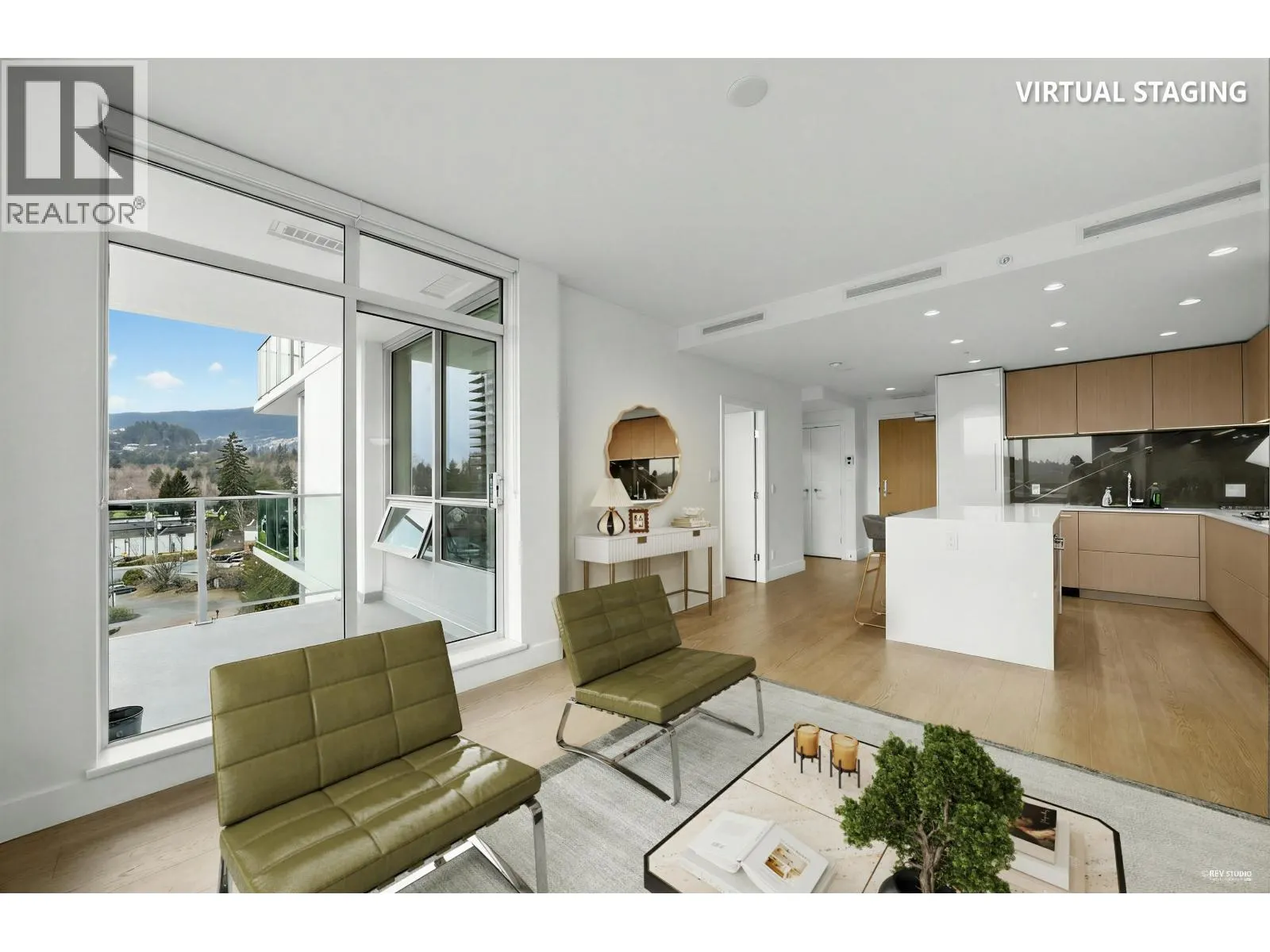 505 1675 LIONS GATE LANE