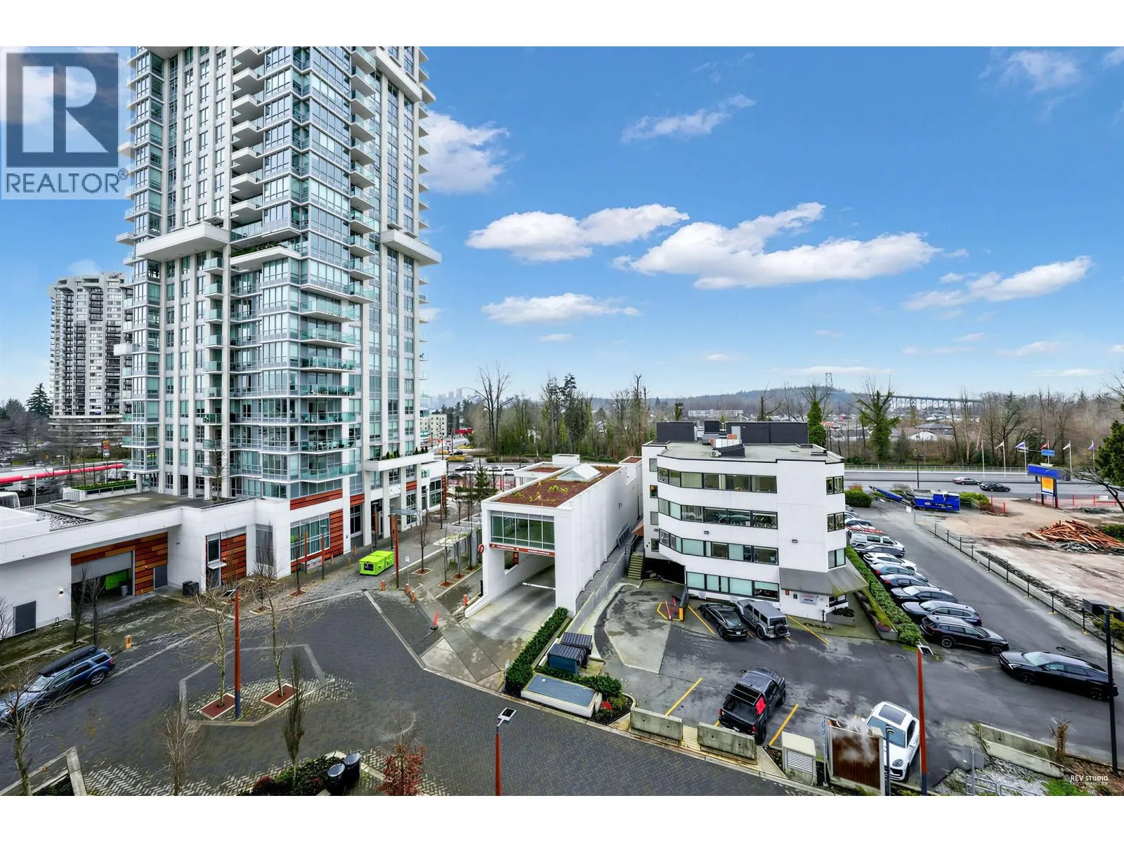 505 1675 LIONS GATE LANE
