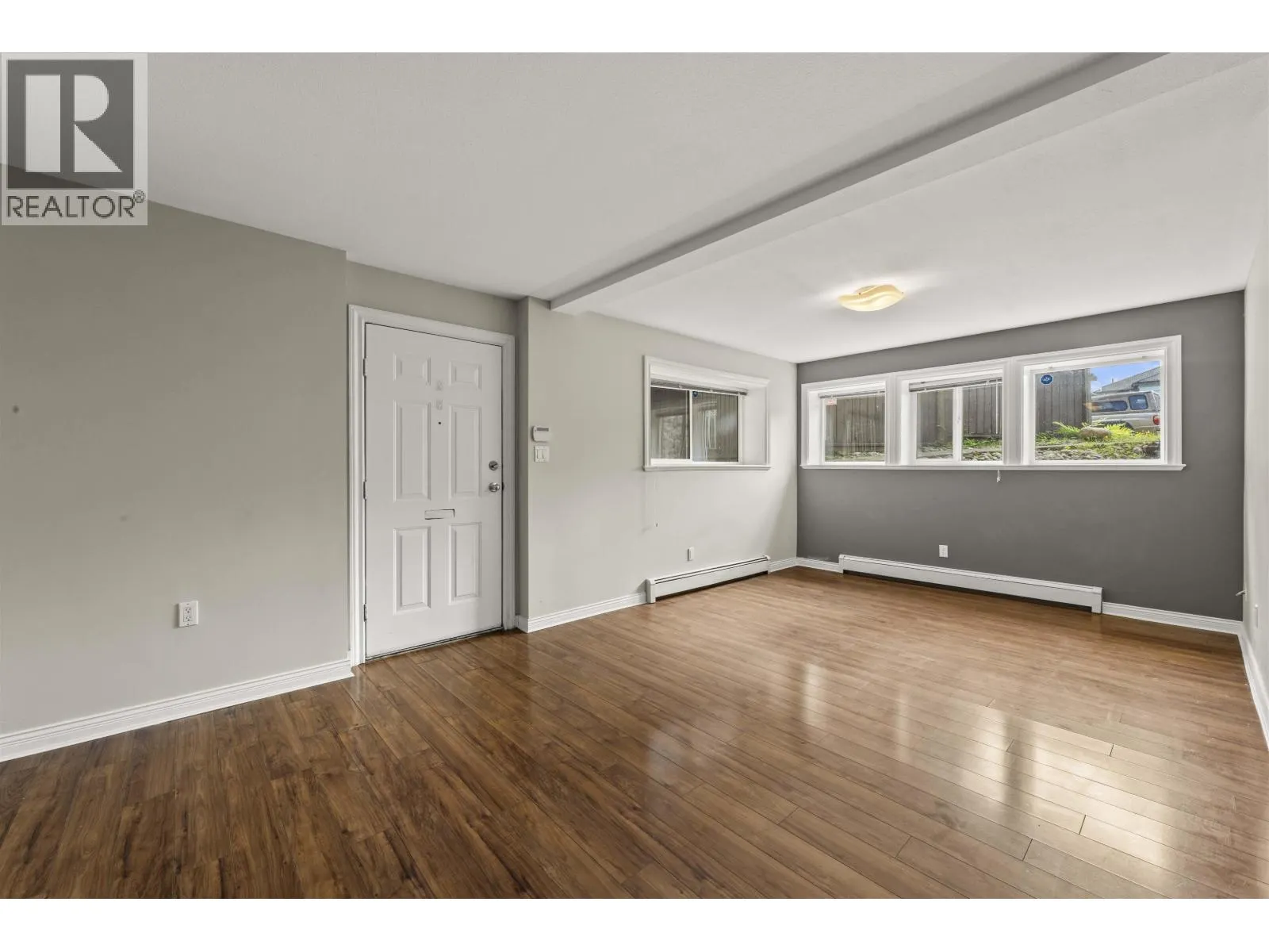 3172 HALLAM COURT