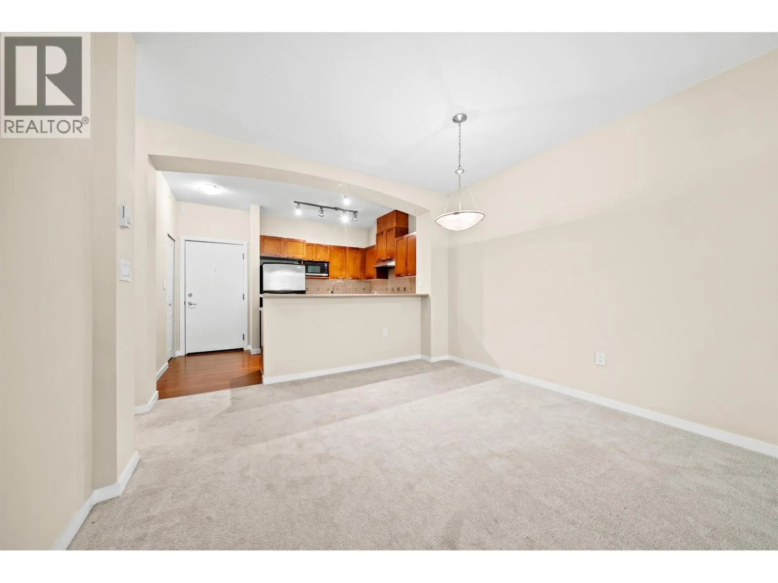 404 2969 WHISPER WAY