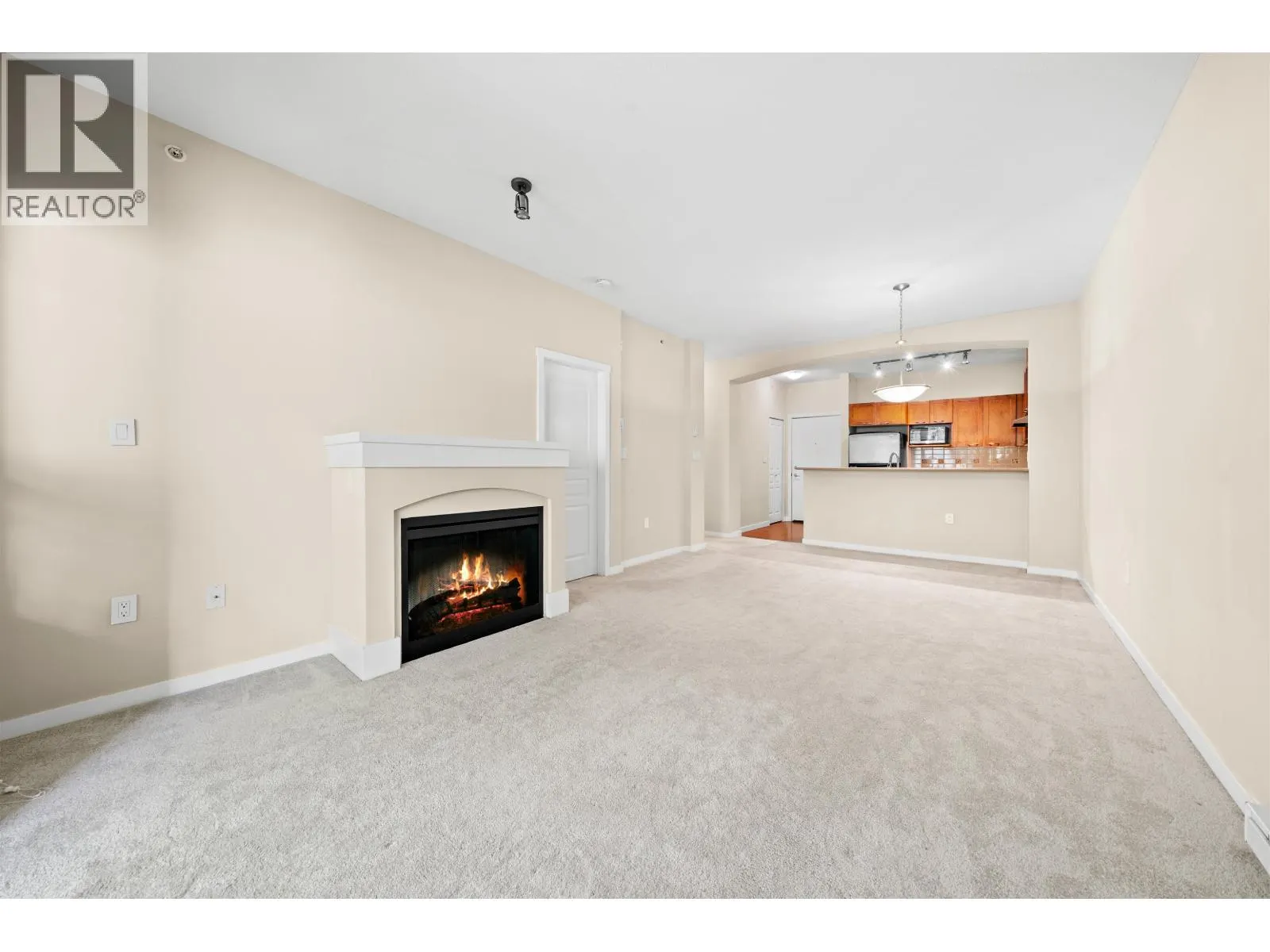 404 2969 WHISPER WAY