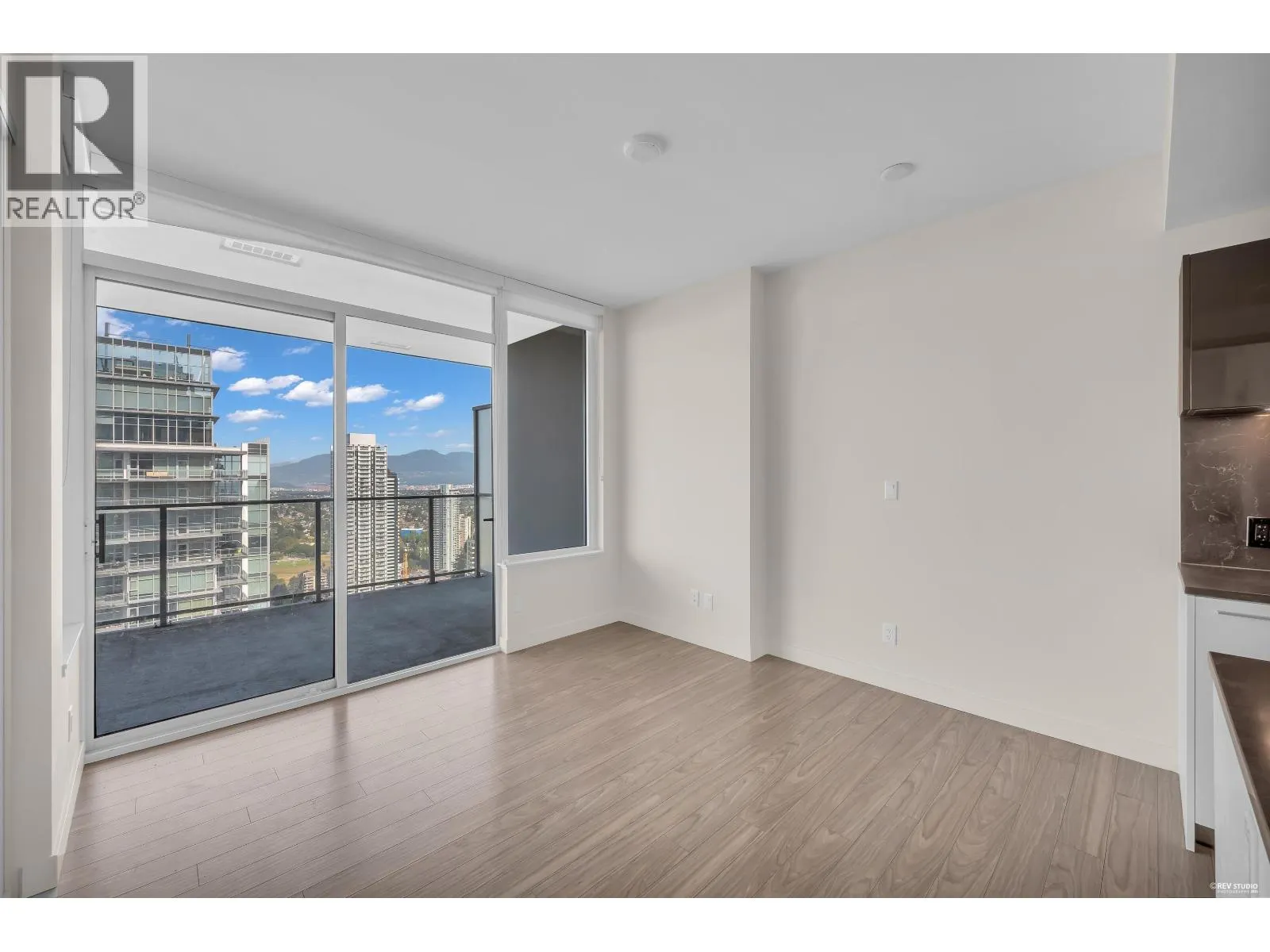 3606 6383 MCKAY AVENUE