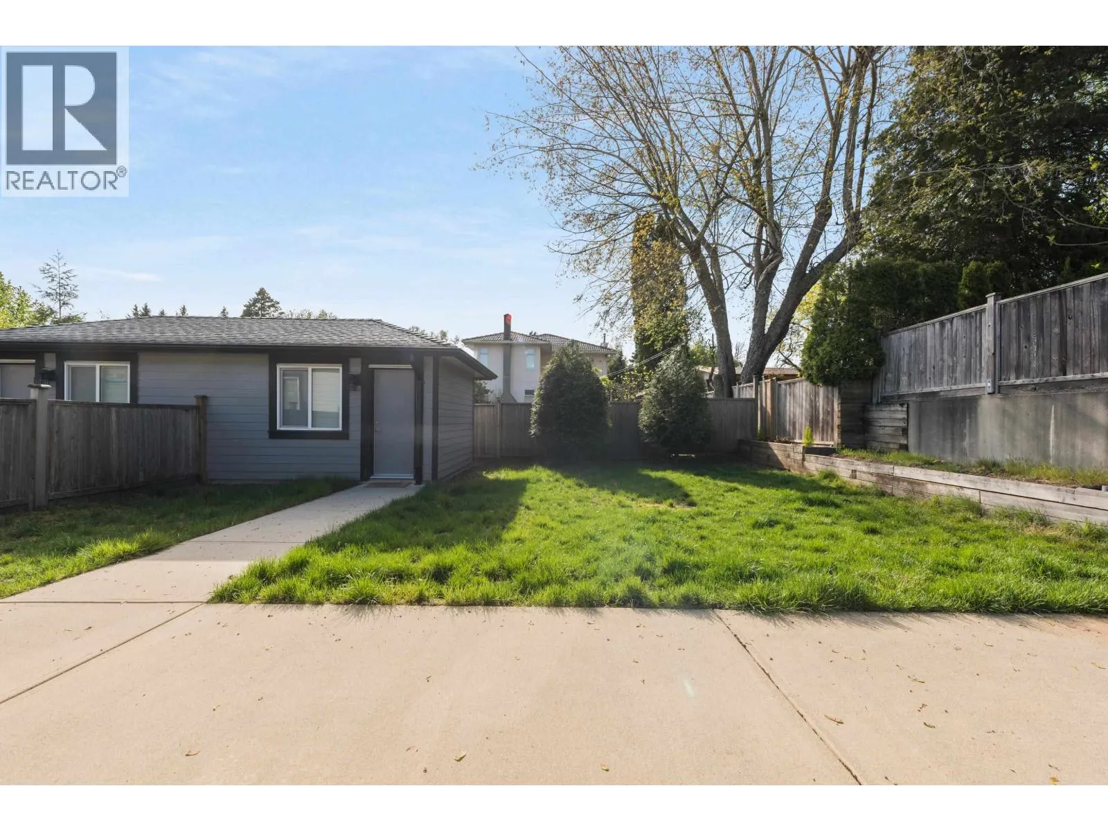 1135 YORSTON COURT