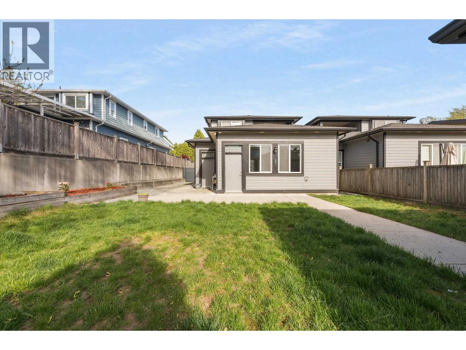1135 YORSTON COURT