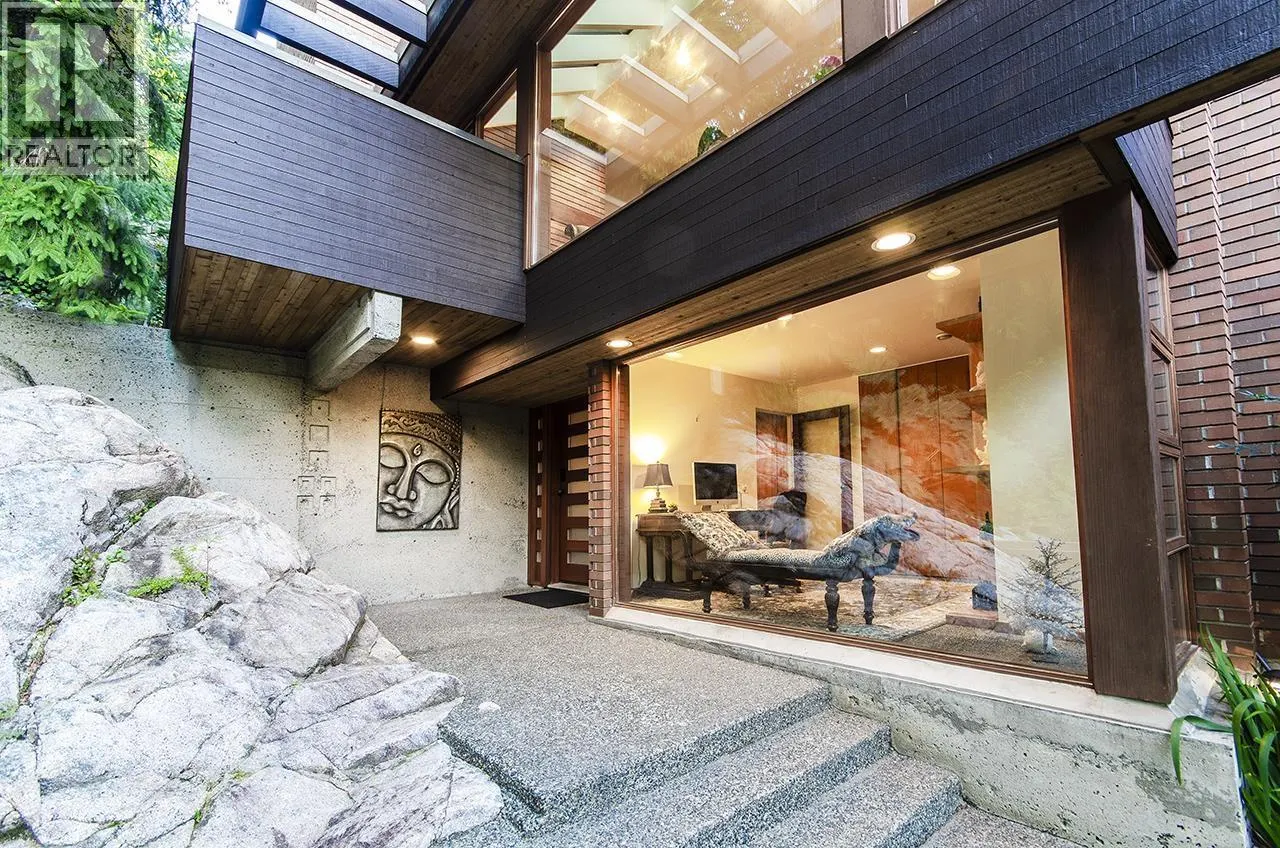 4651 MARINE DRIVE