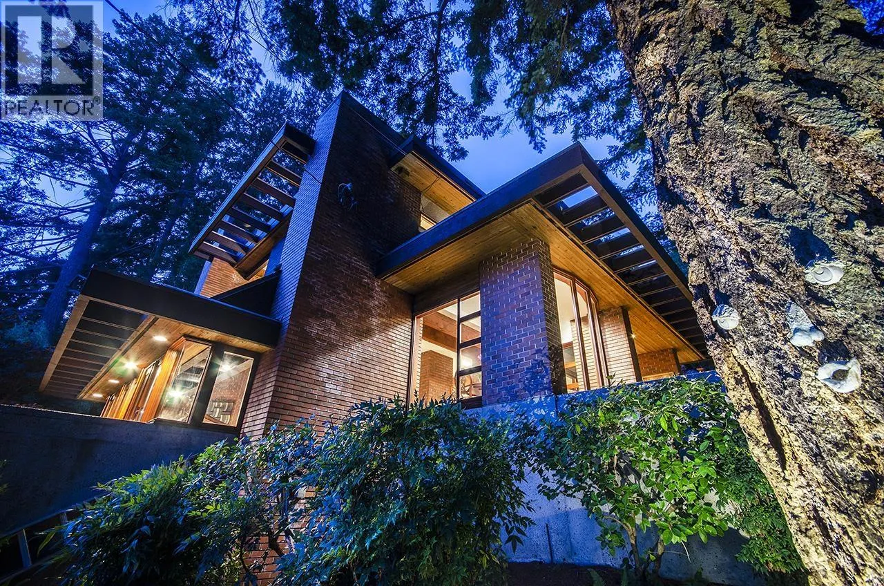 4651 MARINE DRIVE