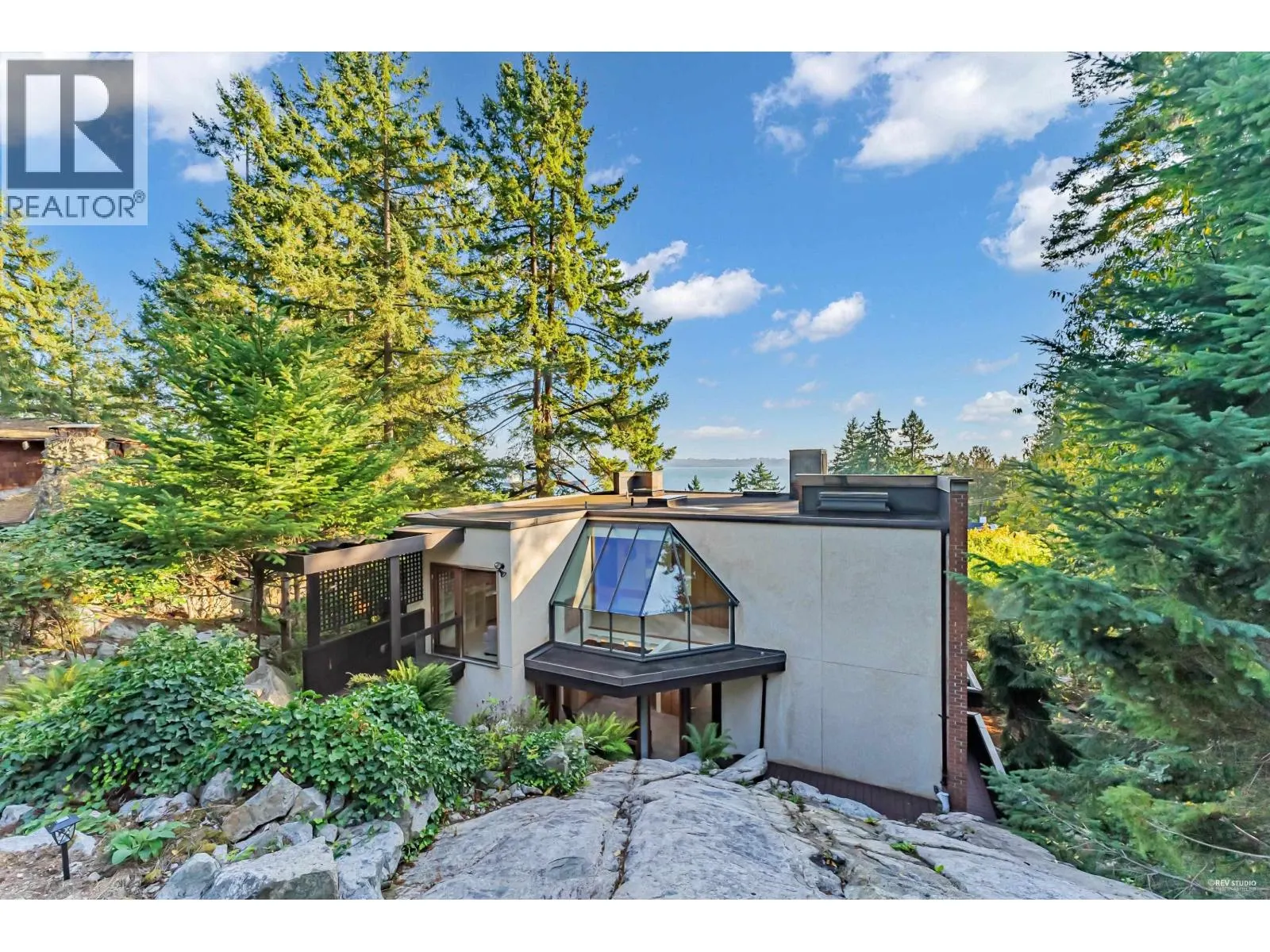 4651 MARINE DRIVE
